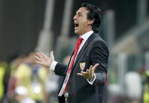 42224-emery-durante-siviglia-benfica