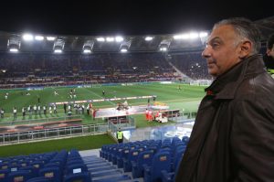 US President of AS Roma, James Pallotta, looks on prior the Italian Serie A soccer match AS Roma vs AC Milan at Olimpico stadium in Rome, Italy, 22 December 2012. ANSA/ALESSANDRO DI MEO